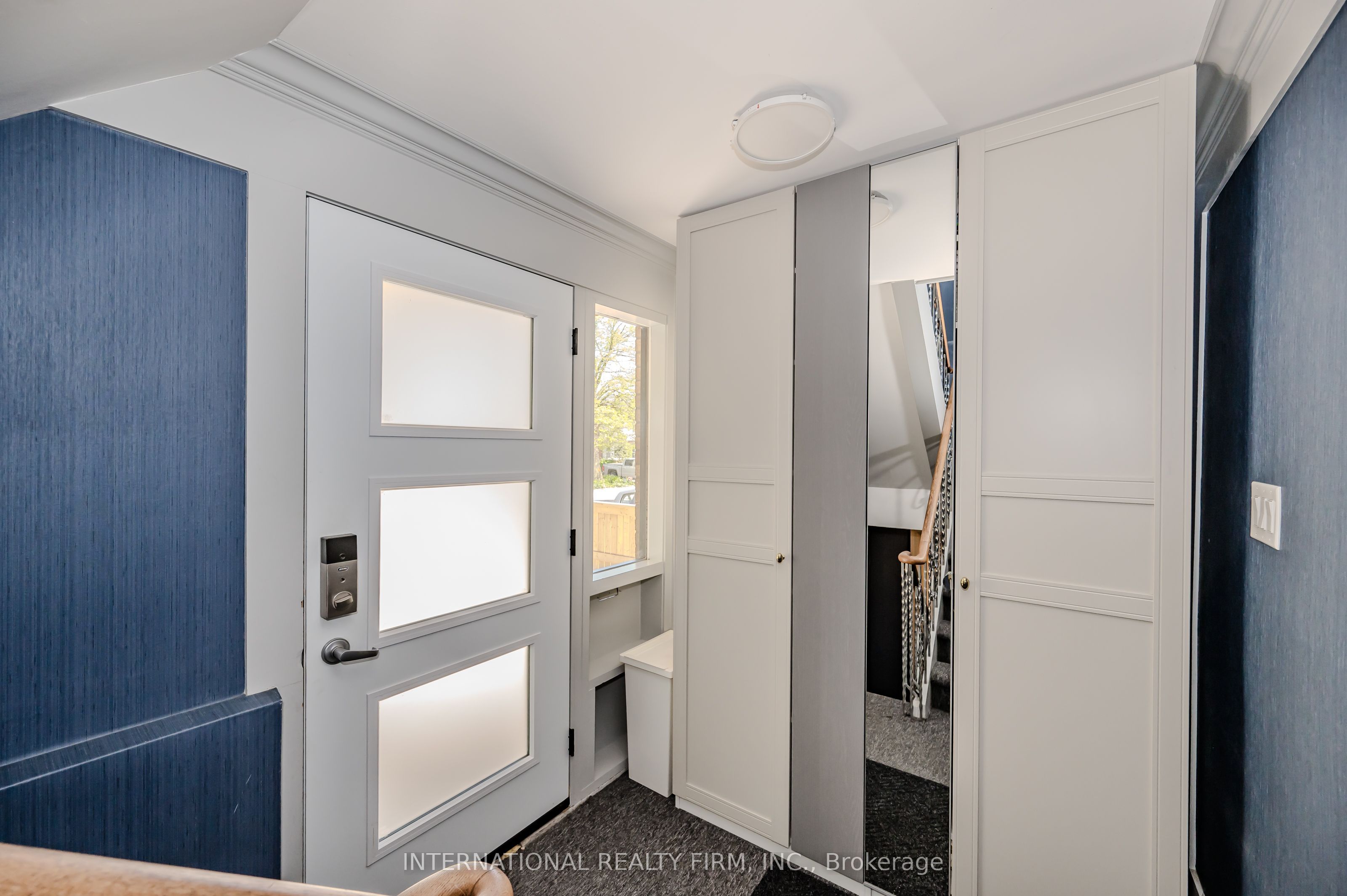 Additional image 3 of 76 Thirty Fifth Street, Toronto, ON, M8W 3K4