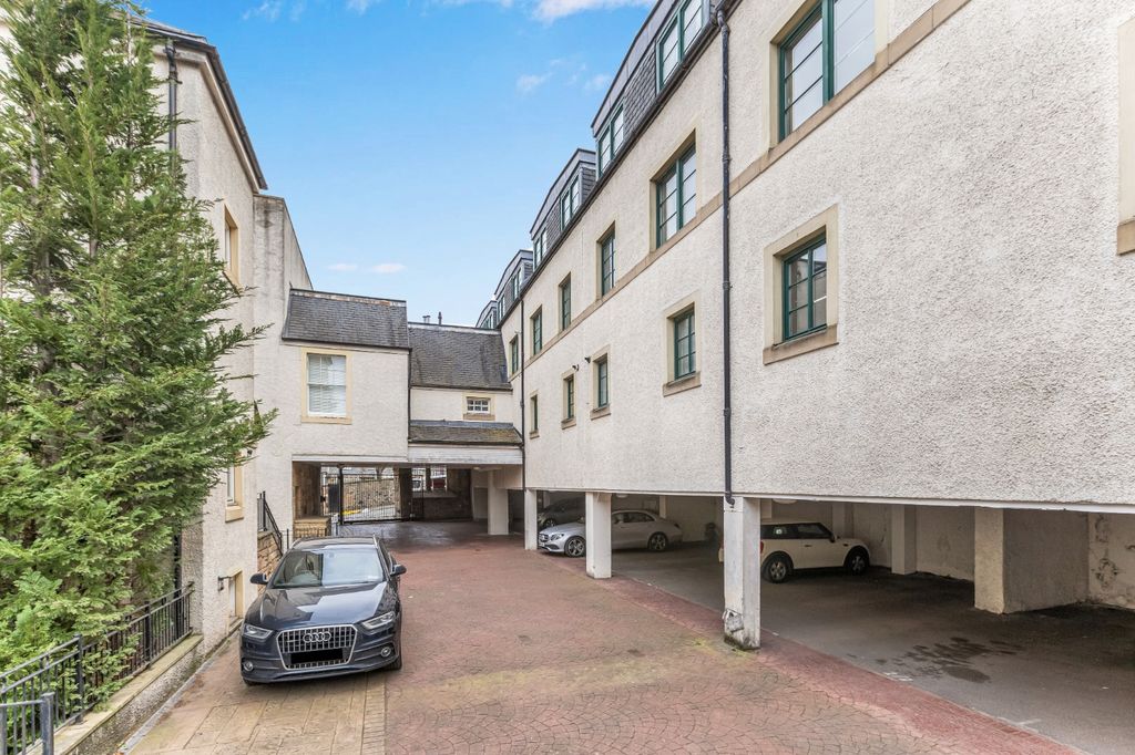 Additional image 13 of 2 bed flat for sale2/1 York Lane, New Town, Edinburgh EH1