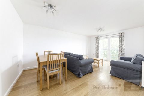 Knightsbridge Court, Gosforth, Newcastle Upon Tyne NE3