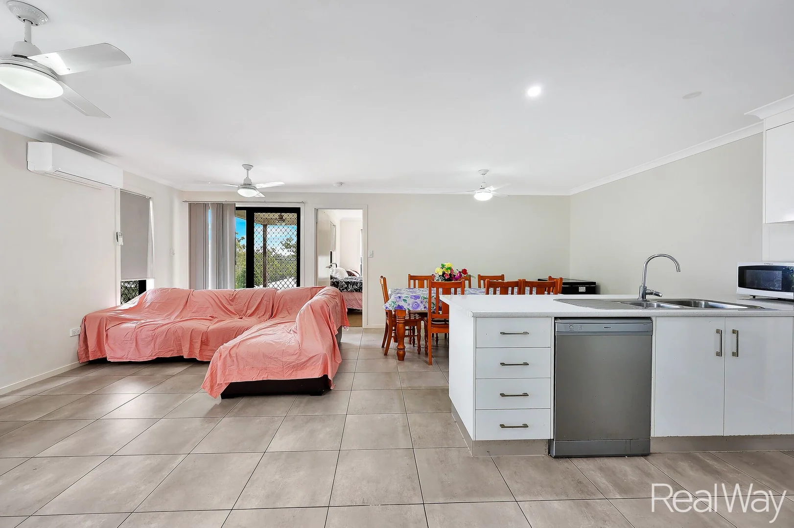 Additional image 6 of 1/4 William Street, Gin Gin QLD 4671