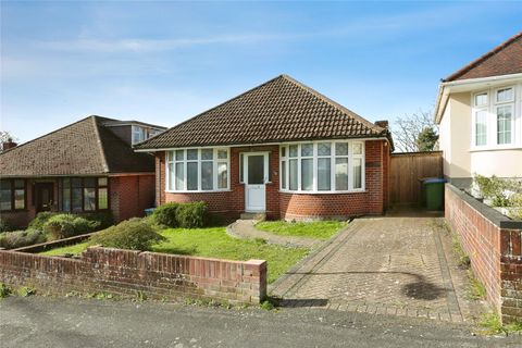 Taunton Drive, Southampton, Hampshire SO18