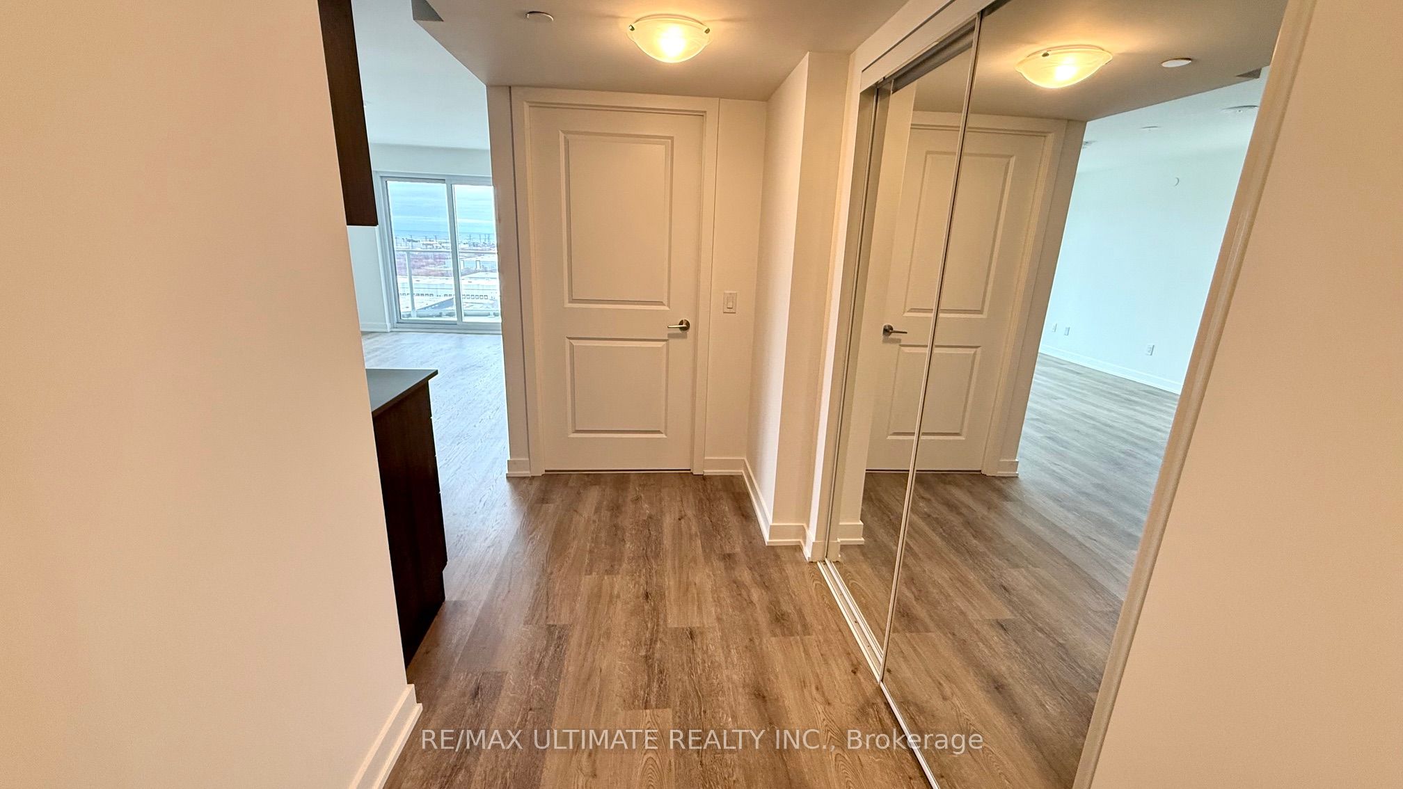 Additional image 5 of 2105-1010 Sandy Beach Road, Pickering, ON, L1W 3V9