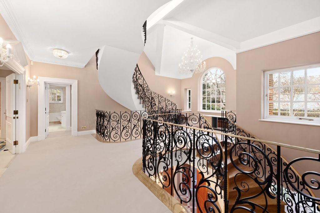 Additional image 29 of 8 bed detached house for saleByron Drive, London N2
