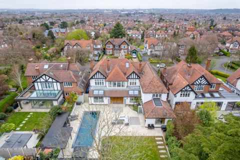 Dovedale Road, West Bridgford, Nottingham NG2