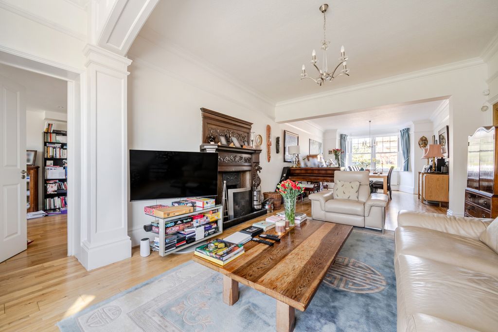 Additional image 15 of 6 bed detached house for saleLyonsdown Avenue, New Barnet EN5