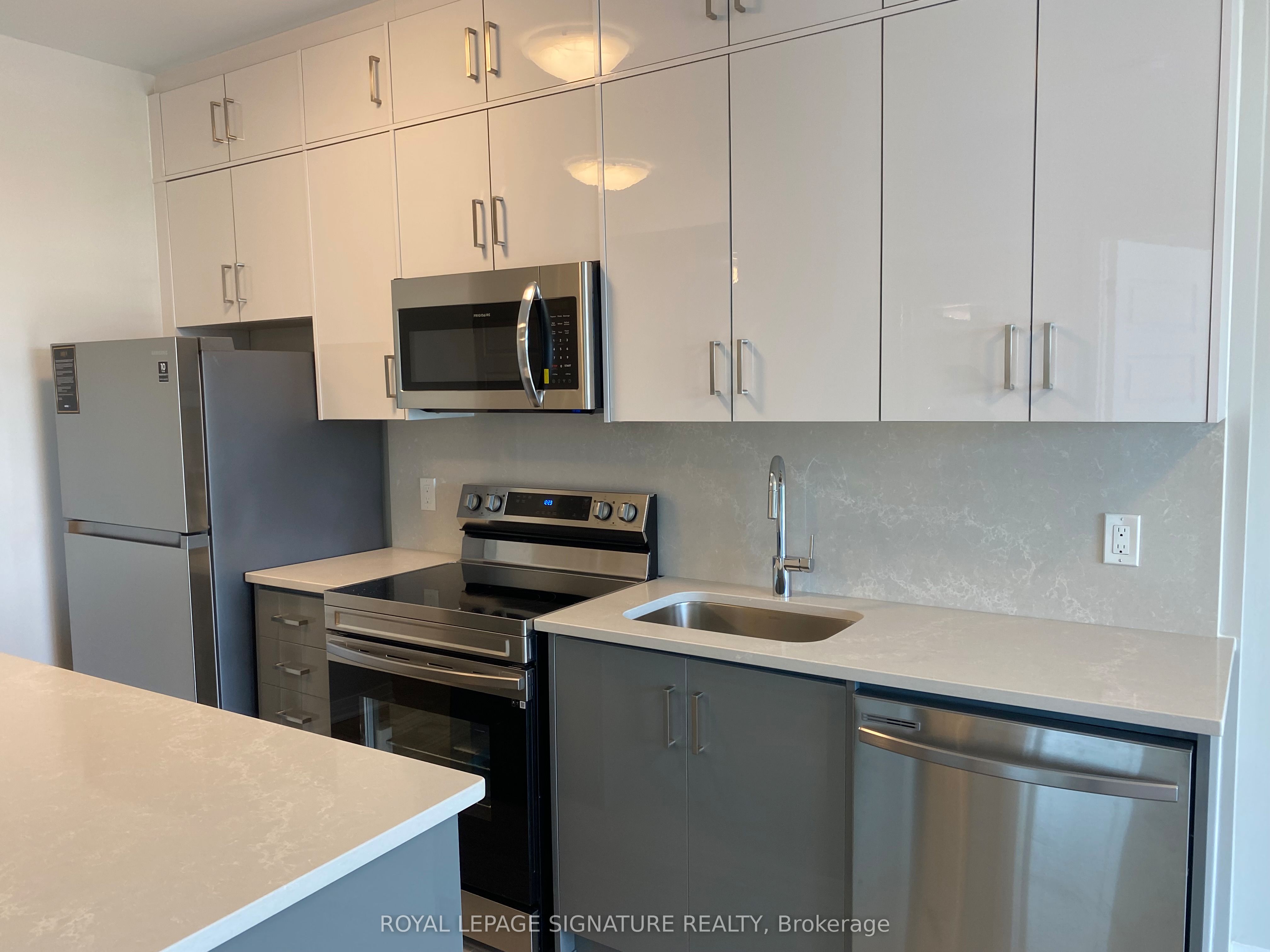 Additional image 4 of 112-95 Dundas Street W, Oakville, ON, L5B 2T5