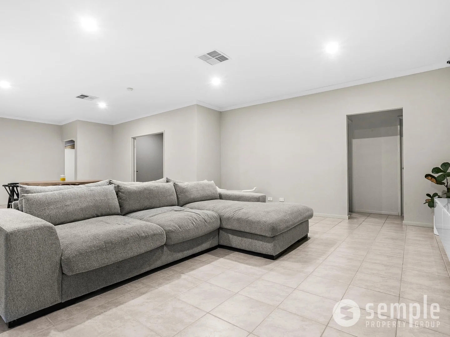 Additional image 10 of 30 Camden Boulevard, Aubin Grove WA 6164