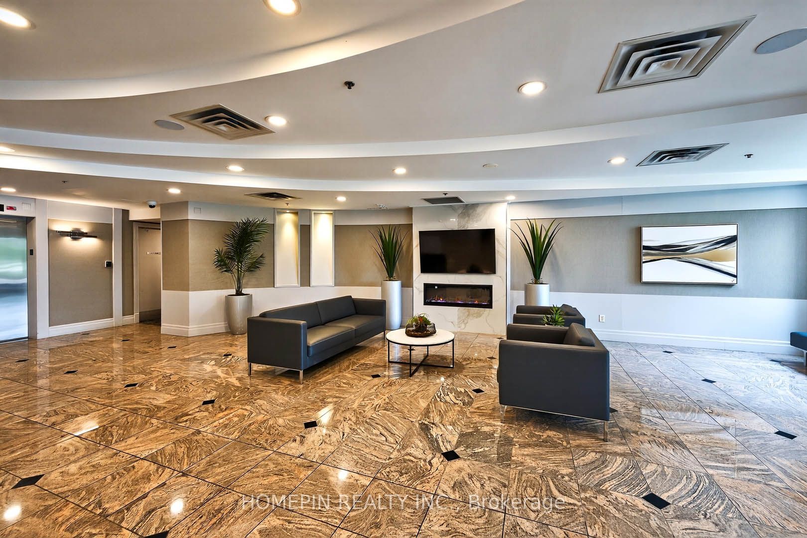 Additional image 2 of 1103-39 Oneida Crescent, Richmond Hill, ON, L4B 4T9
