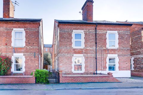 Bridge Grove, West Bridgford NG2