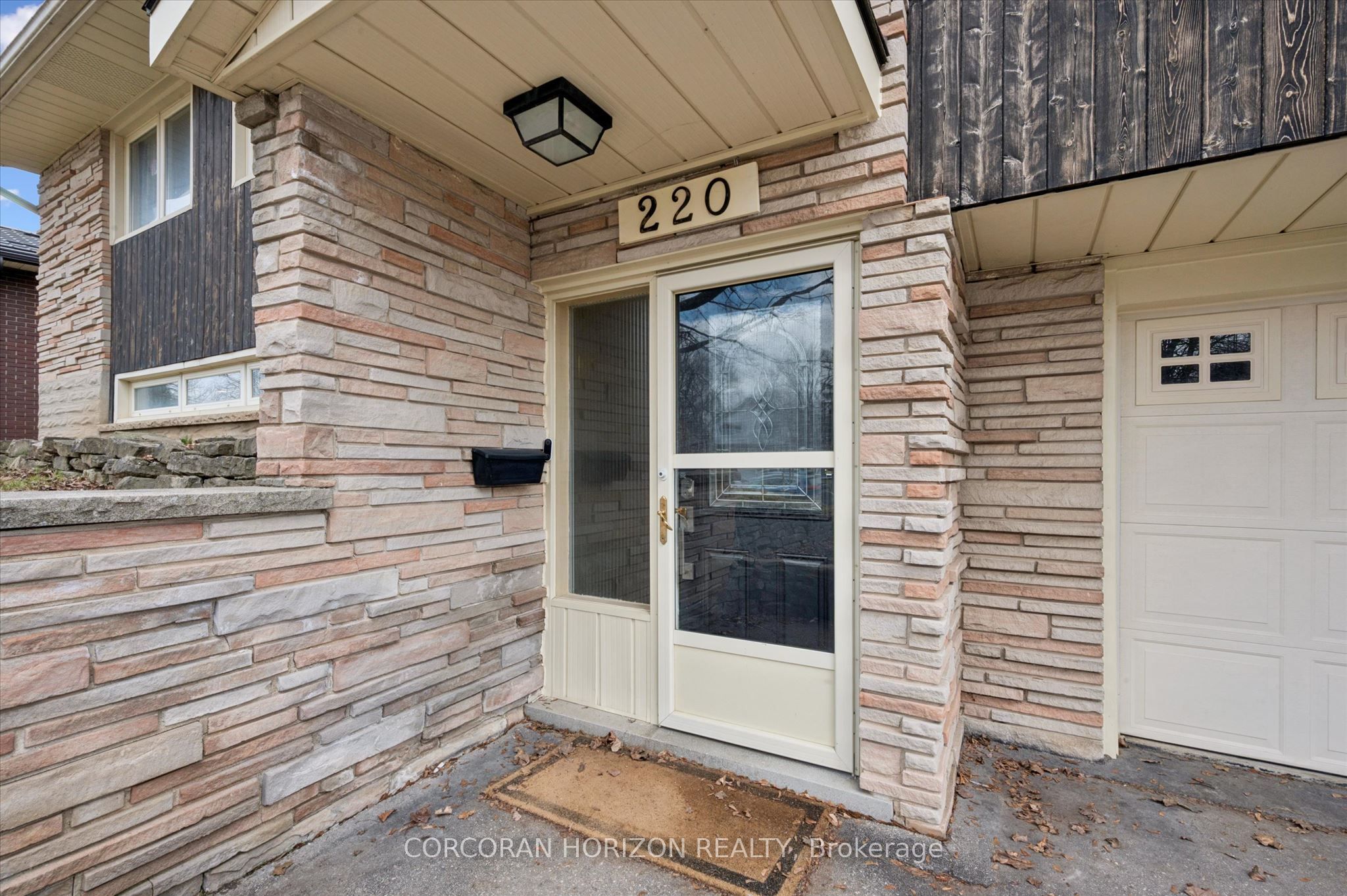Additional image 3 of 220 Mayfield Avenue, Waterloo, ON, N2J 3S5