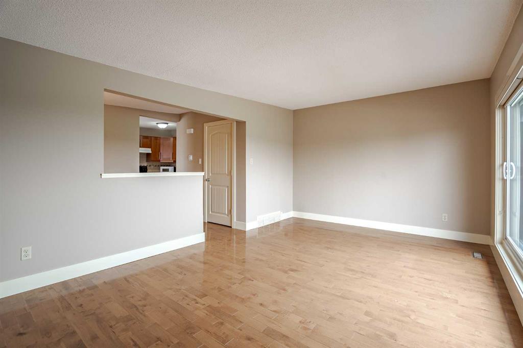 Additional image 6 of 3-6222 31 Avenue NW, Calgary, AB, T3B 1J8
