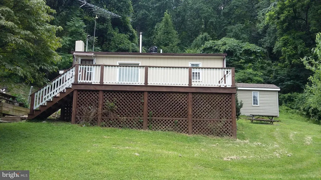 121 Dunivan Lane, Stanardsville, VA 22973