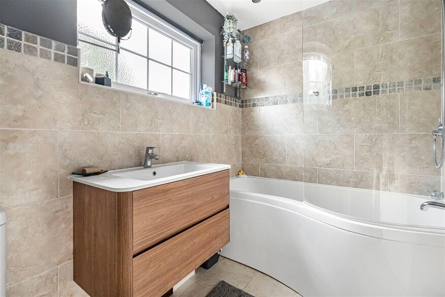Additional image 13 of Cranbourne Drive, Harpenden, AL5