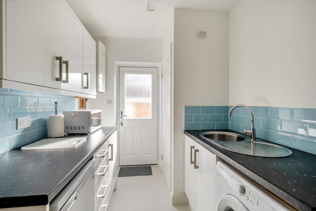 Additional image 13 of Pipers Avenue, Harpenden, AL5