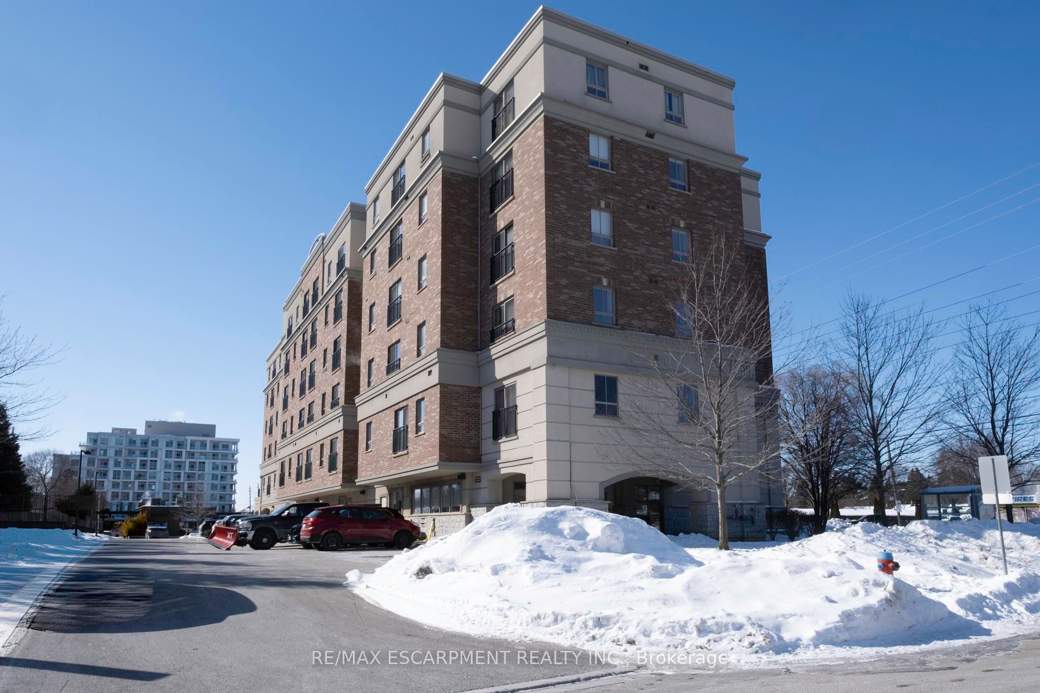 Additional image 5 of 100-540 Plains Road E, Burlington, ON, L7T 2E3