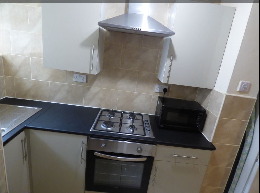 3 Bed Terraced House, Teck Street, L7, N1 7GU photo 4
