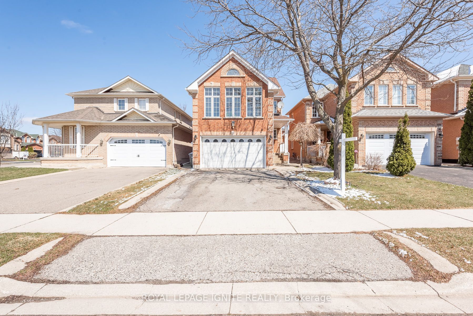3 Todmorden Drive, Brampton, ON, L7A 1M5