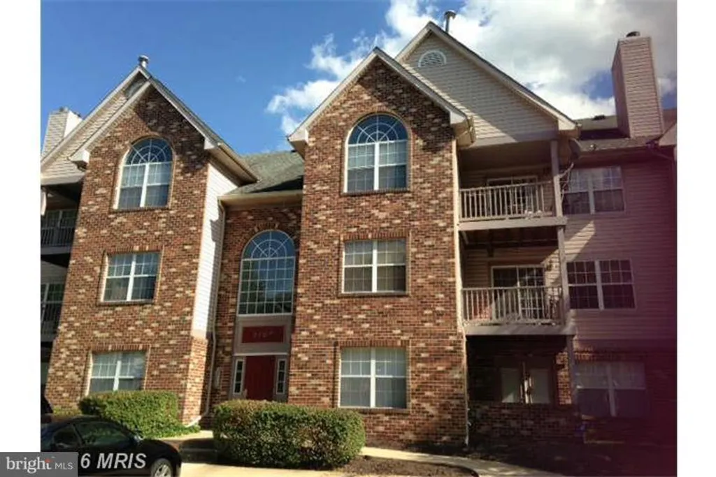 9720 Lake Pointe Court Unit 202, Upper Marlboro, MD 20774