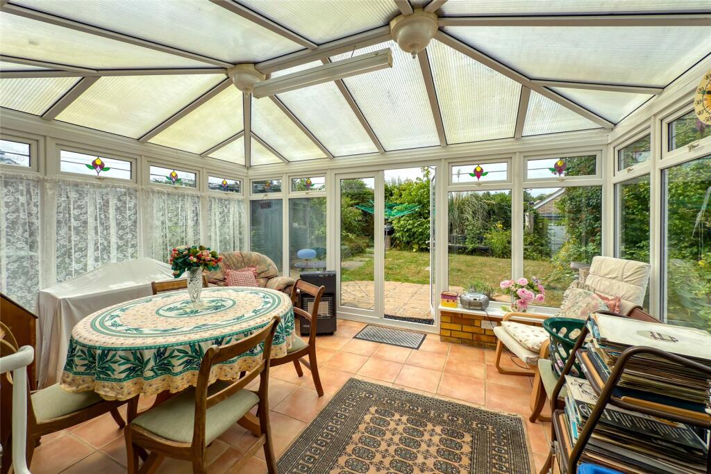 Additional image 4 of Hawthorn Close, Harpenden, Herts, AL5