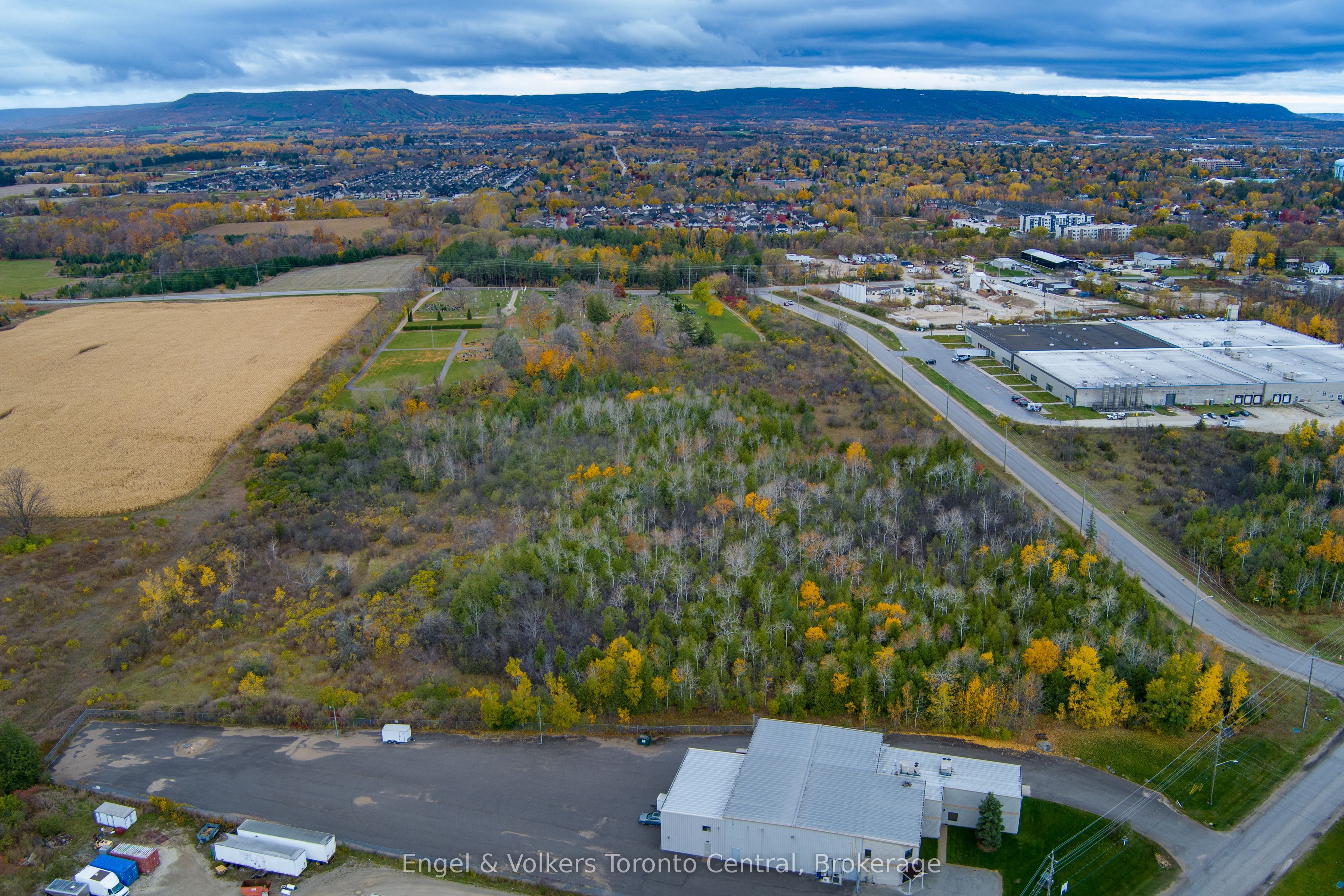 401 Raglan Street, Collingwood, ON, L9Y 5P9
