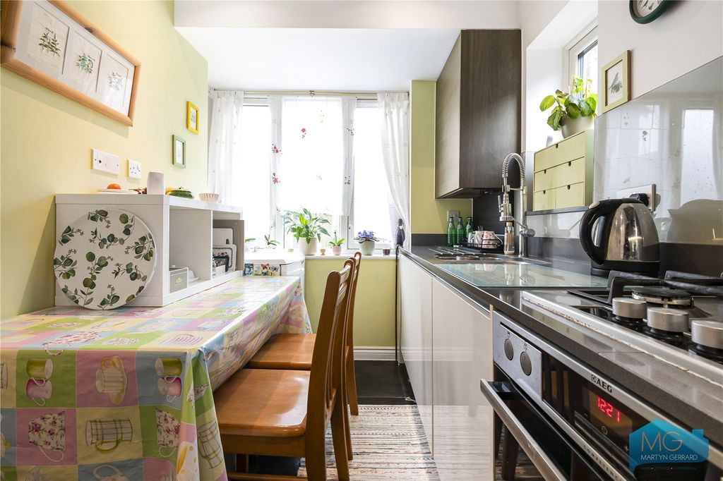 Additional image 15 of 3 bed semi-detached house for saleDavid Wildman Lane, Mill Hill, London NW7