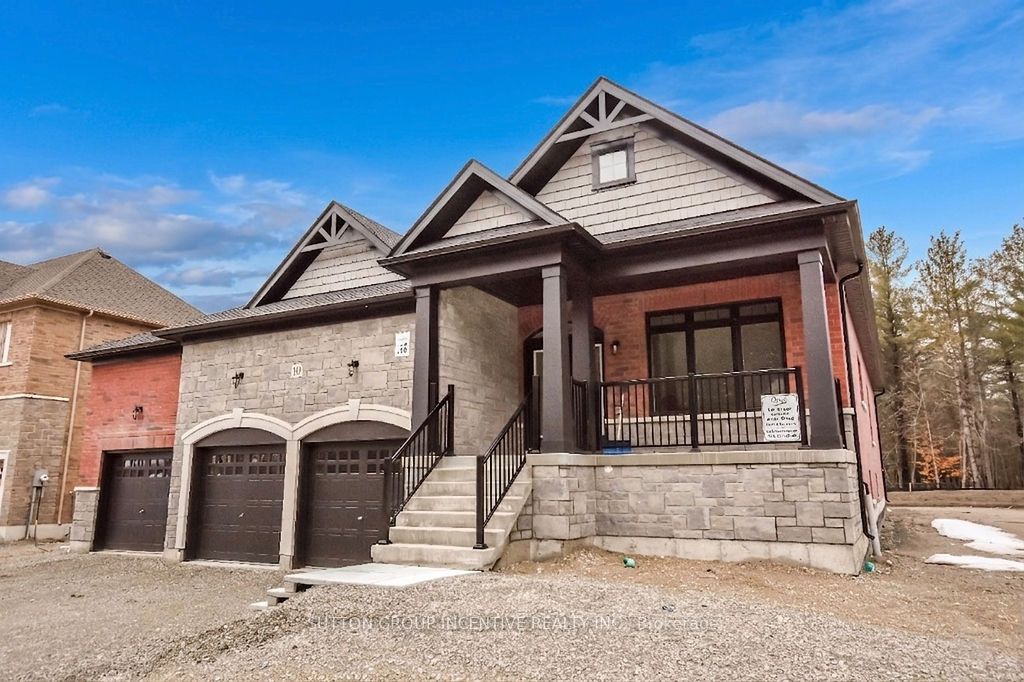 10 Cottonwood Street, Springwater, ON, L0L 1Y2