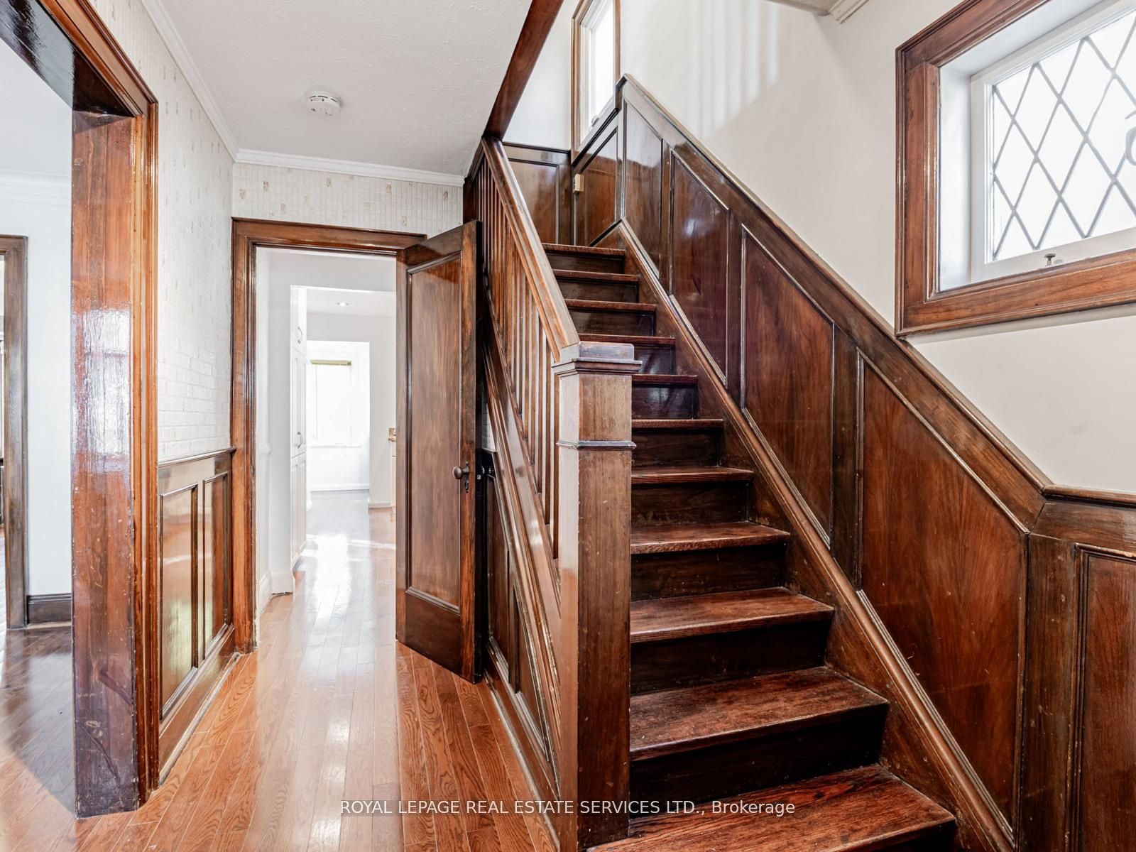 Additional image 5 of 7 Duplex Crescent, Toronto, ON, M5P 1J1