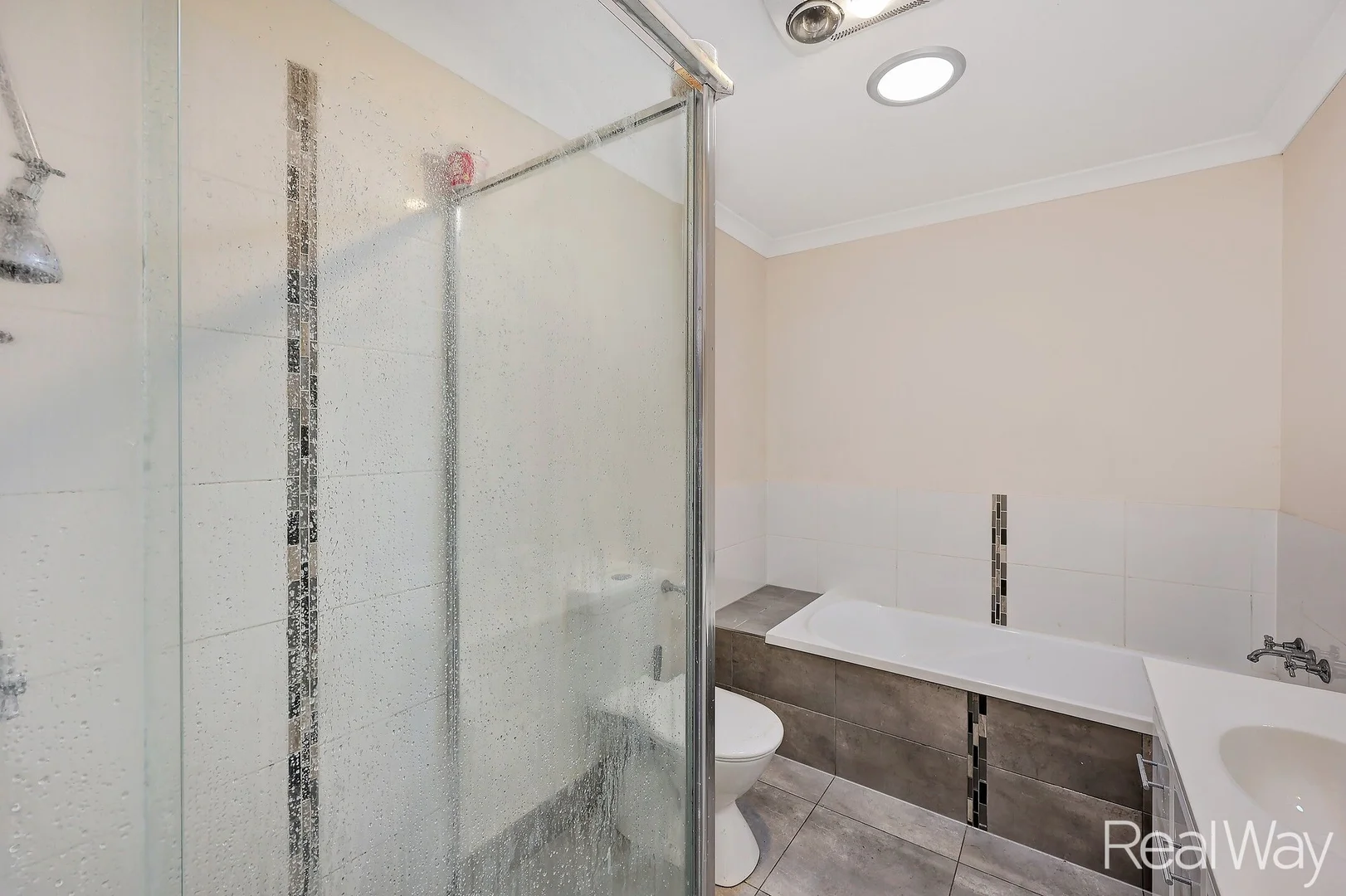 Additional image 11 of 1/4 William Street, Gin Gin QLD 4671