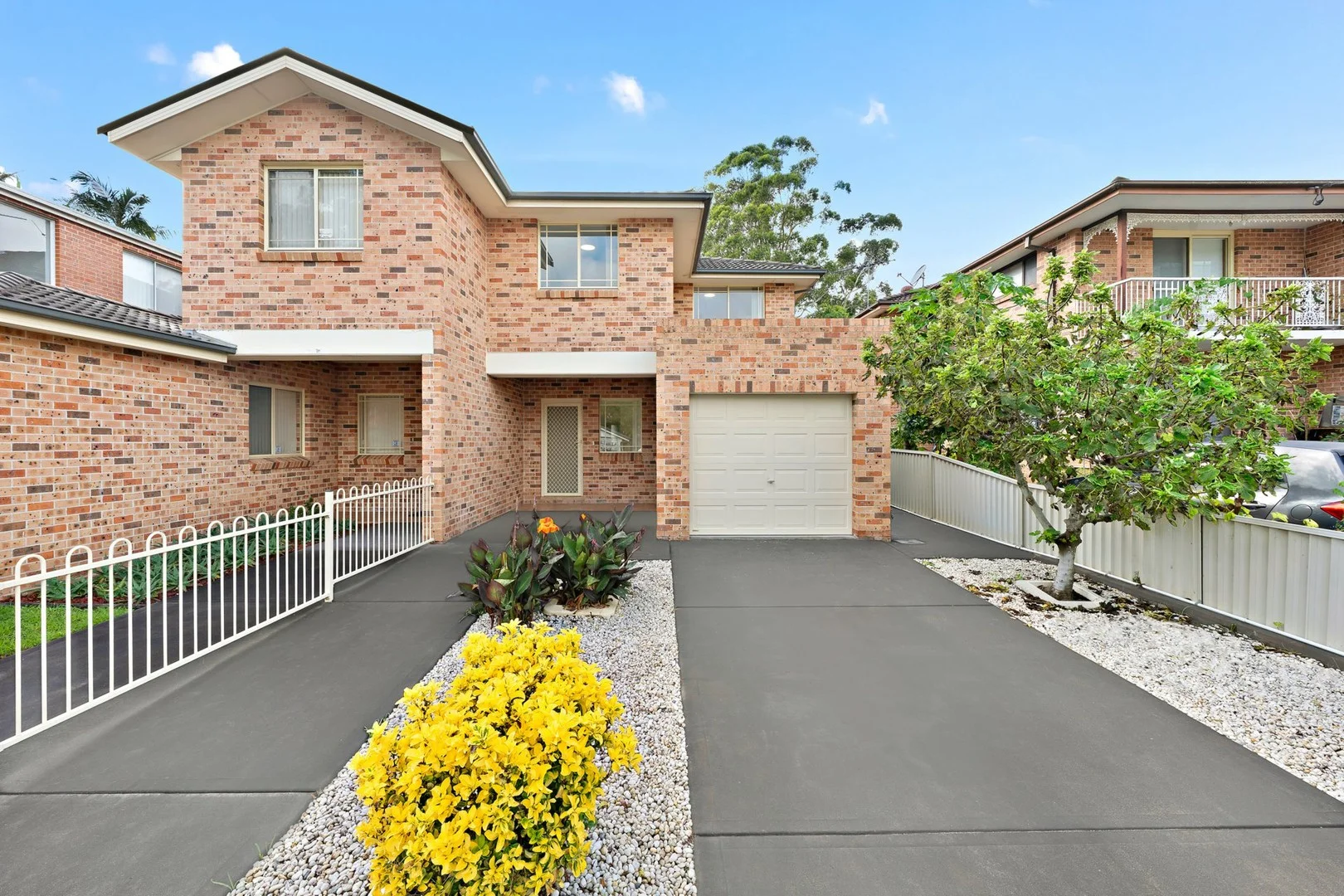 2/54 Oxford Street, Burwood NSW 2134