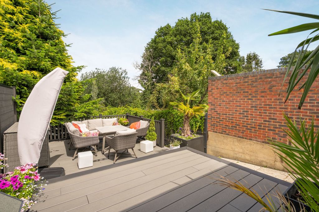 Additional image 10 of 2 bed semi-detached house for saleChurch Road, Ascot SL5