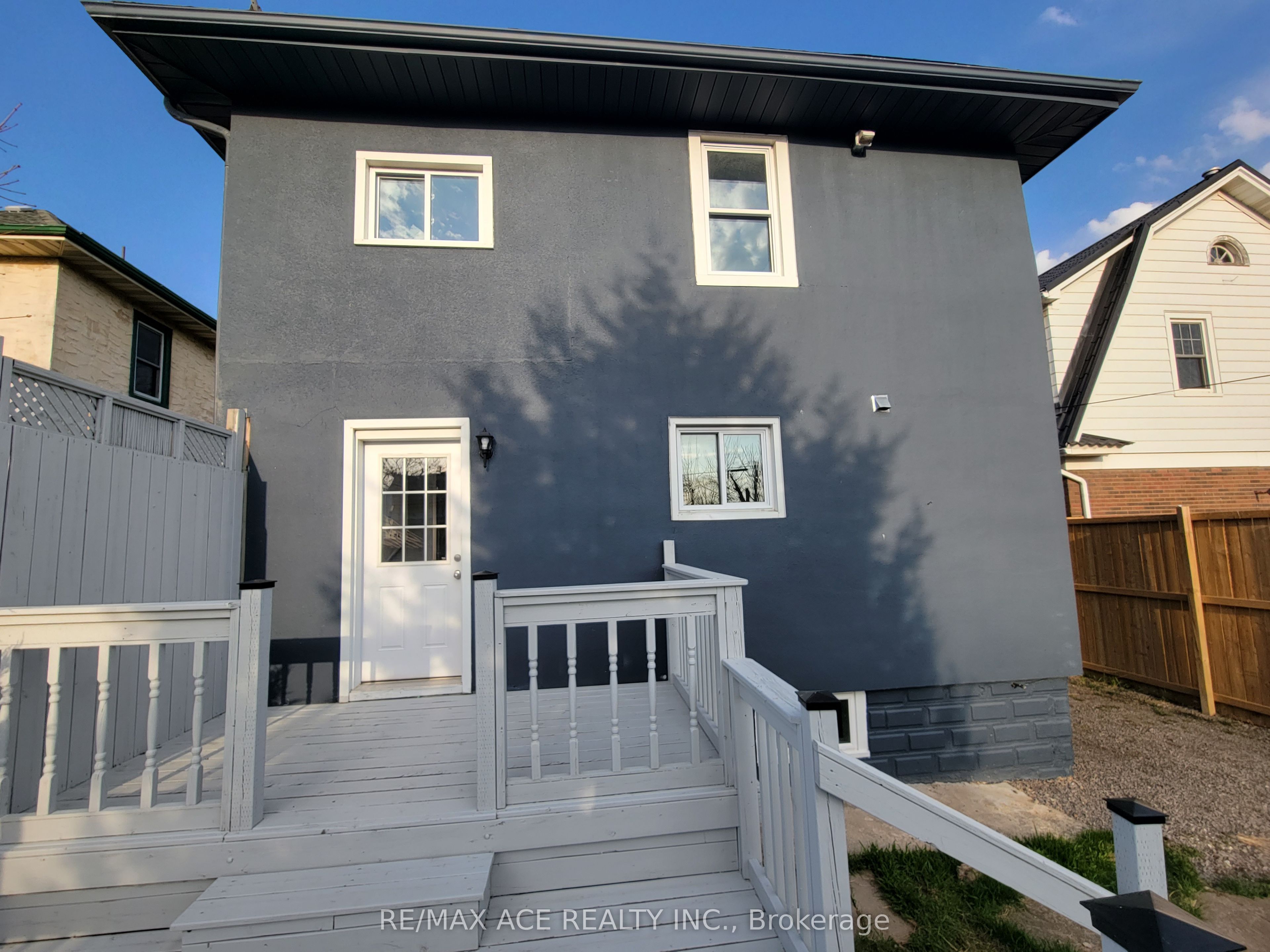 5301 Third Avenue, Niagara Falls, ON, L2E 4M6 photo 5