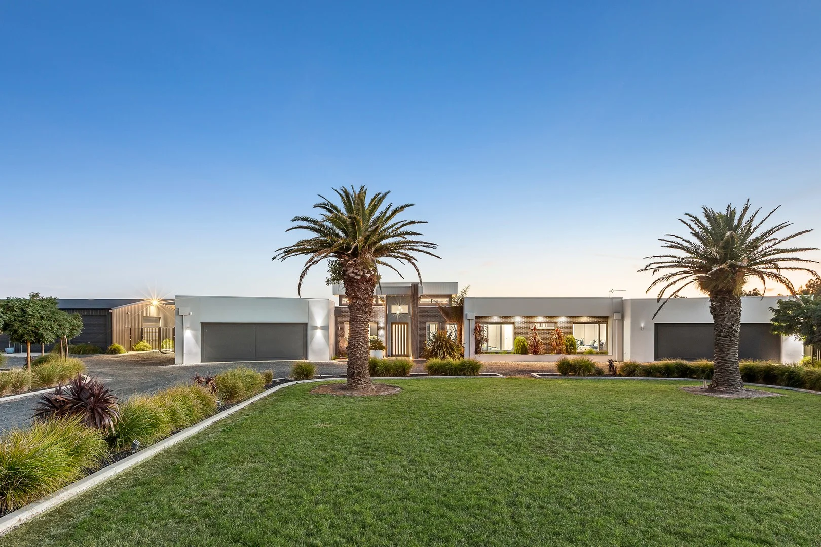 127 School Lane, Cambrian Hill VIC 3352