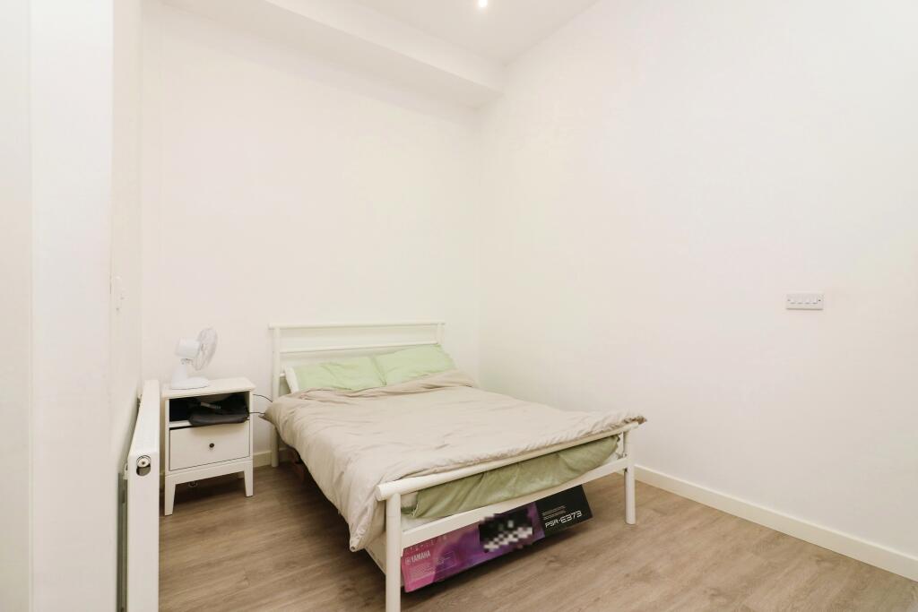 Additional image 9 of Bellmont Lodge, Welwyn Garden City, Herts, AL7