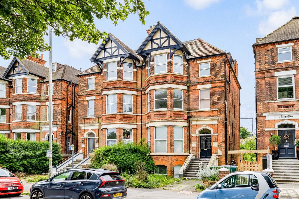 1 bed flat for saleBouverie Road West, Folkestone CT20