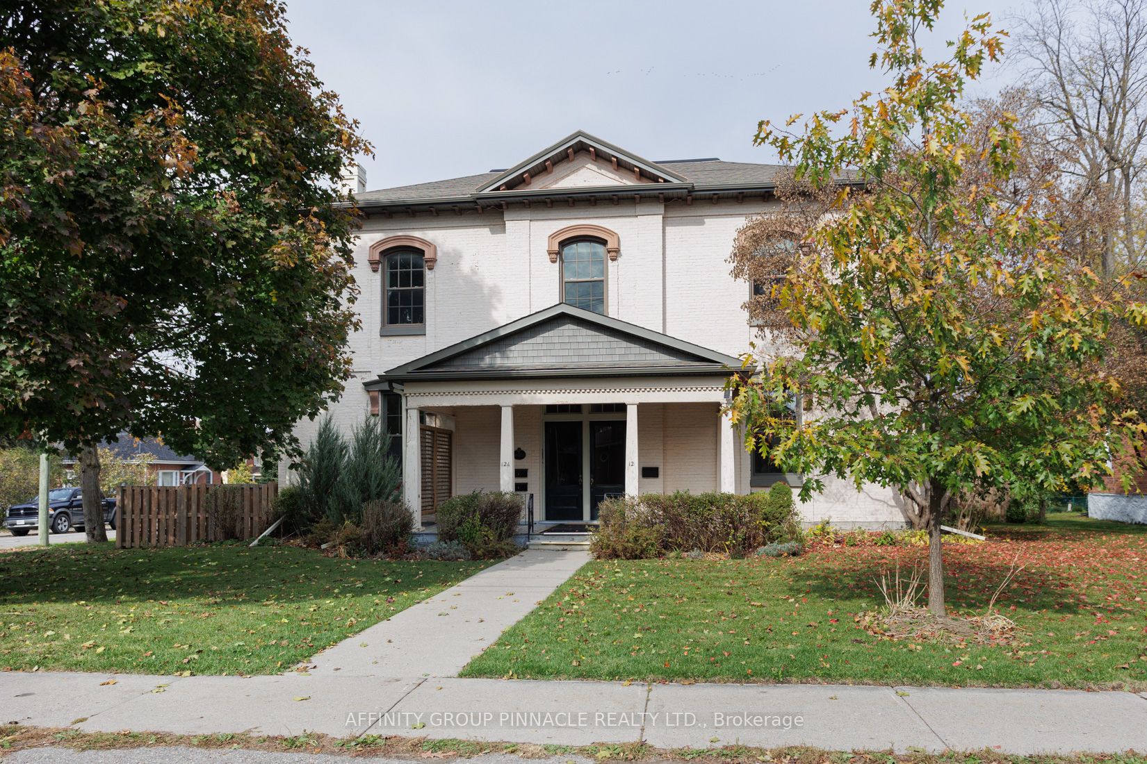 12 Russell Street E, Kawartha Lakes, ON, K9V 1Z8