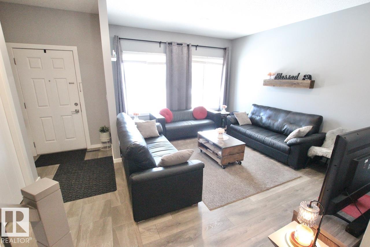 2652 Maple Way NW, Edmonton, AB, T6T2G3 photo 3