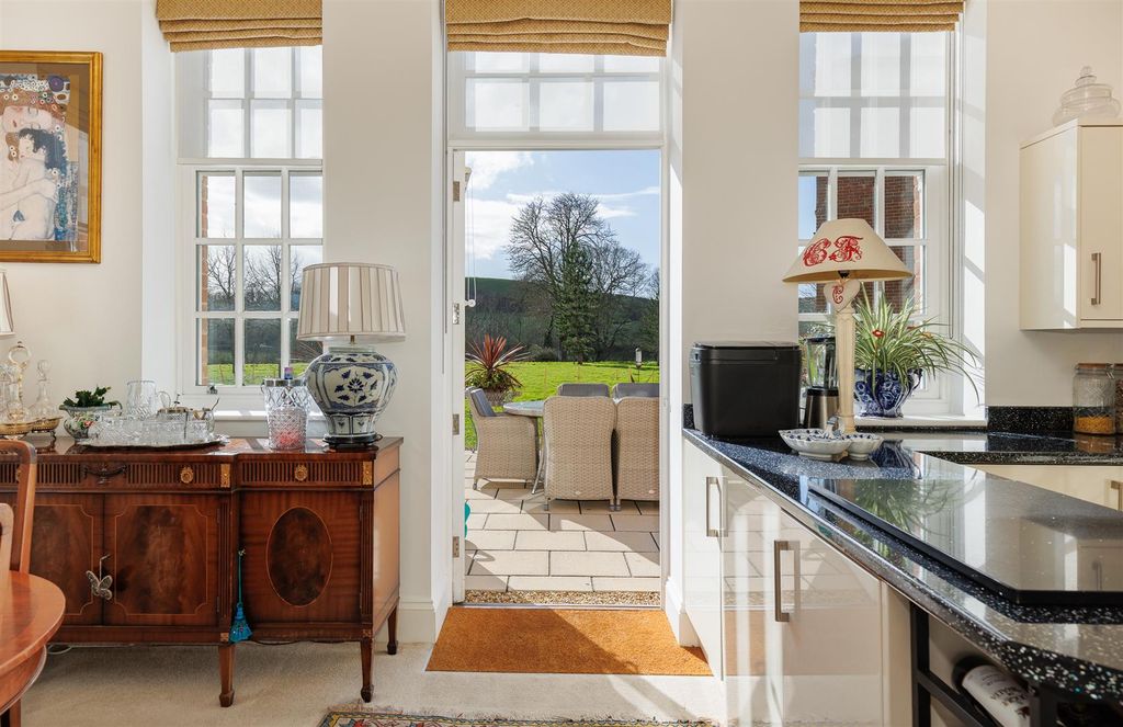 Additional image 10 of 2 bed flat for saleGatcombe, Nr Newport, Isle Of Wight PO30
