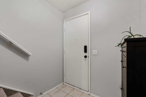 Additional image 8 of 43-1055 72 Avenue NW, Calgary, AB, T2K 5S4