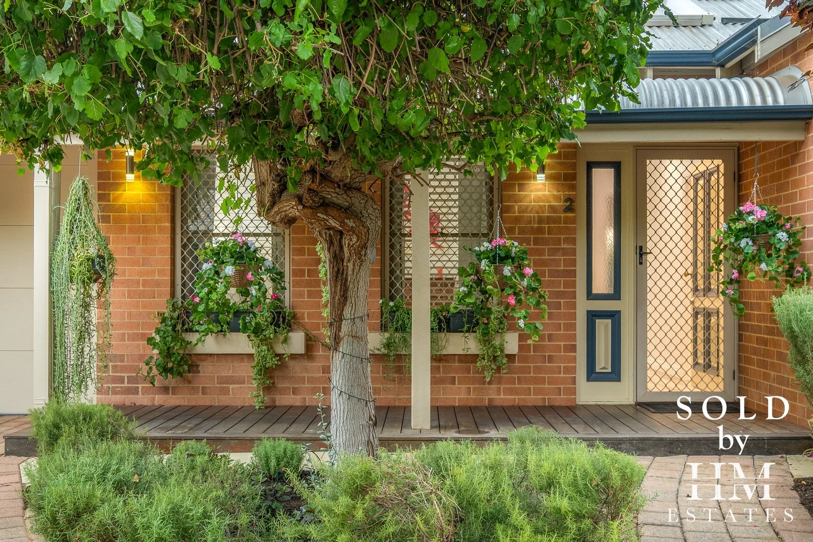 2/15 Fauntleroy Street, Guildford WA 6055