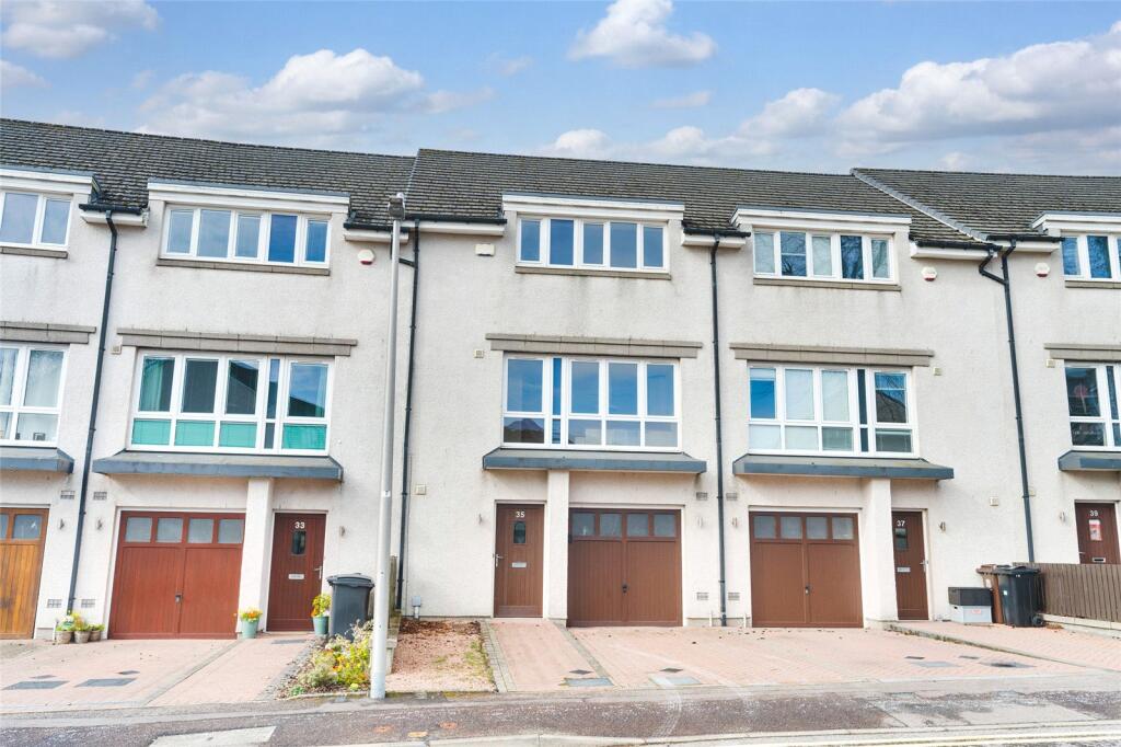 35 Queens Crescent, Aberdeen, AB15 4AZ