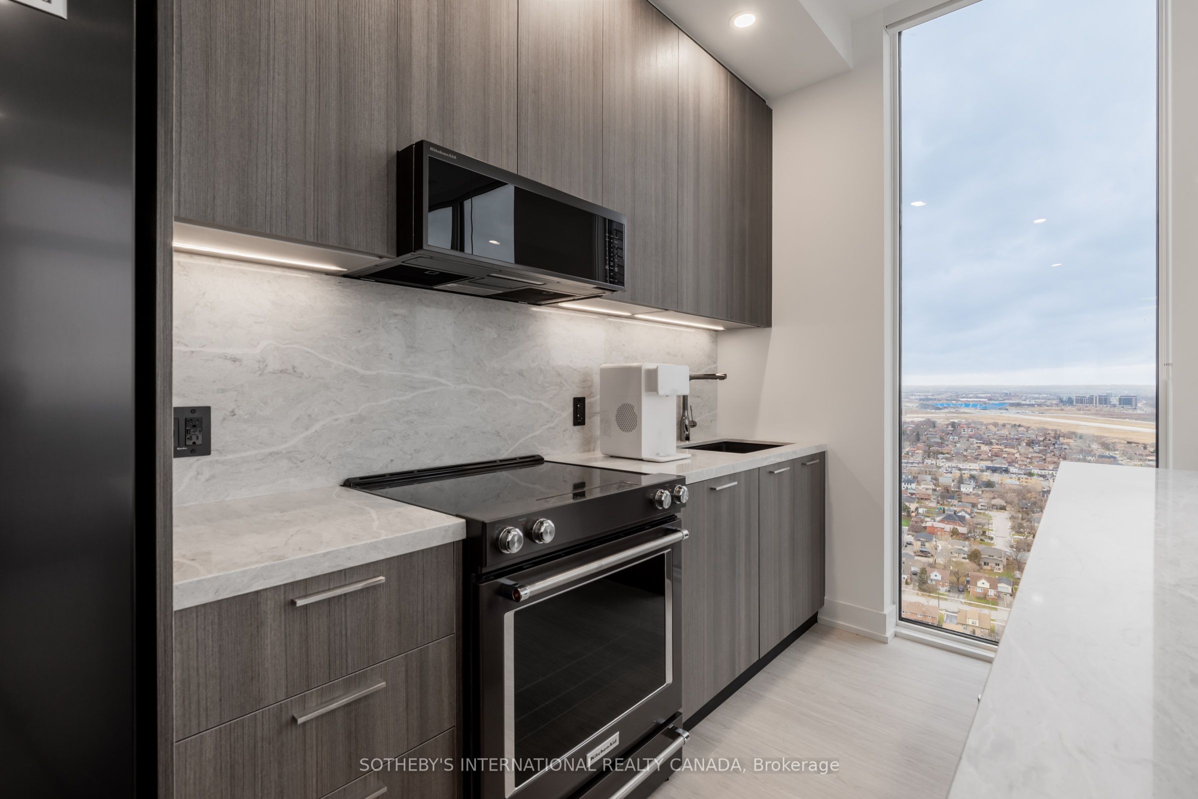 Additional image 4 of 1903-29 York Garden Way, Toronto, ON, M6A 2V1