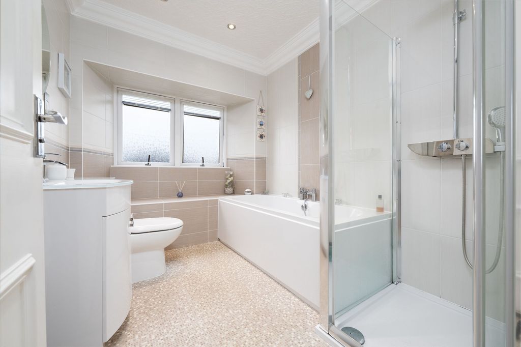 Additional image 24 of 3 bed flat for saleFinnart Street, Greenock PA16
