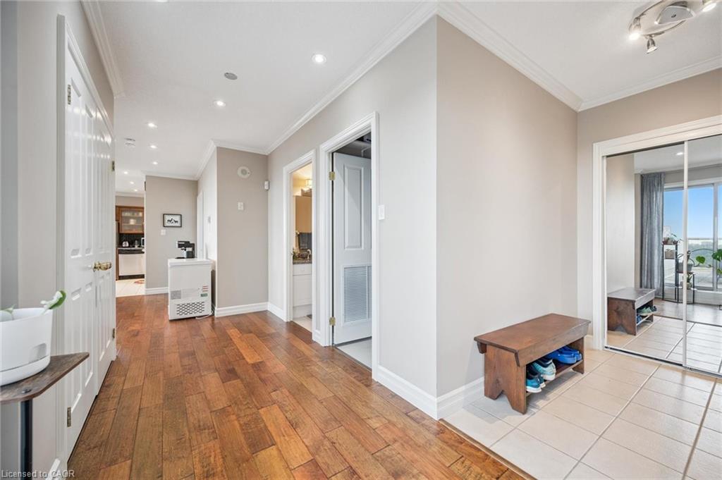 Additional image 3 of 1303-255 Keats Way, Waterloo, ON, N2L 6N6