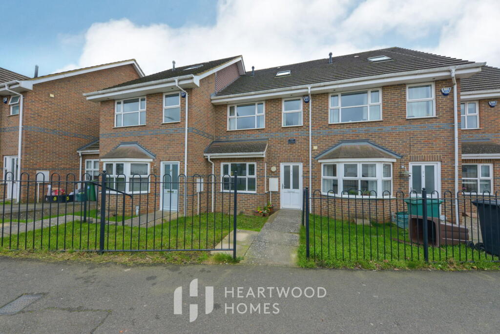 Alexander Road, London Colney, St. Albans, AL2 1FH