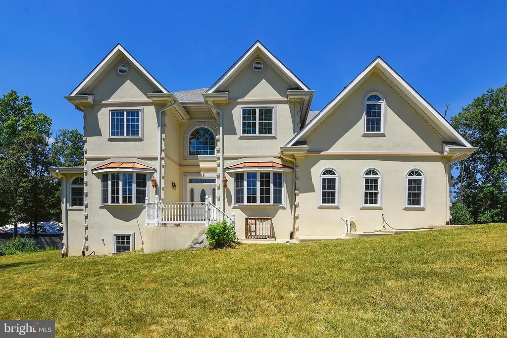 4909 Kent Avenue, Beltsville, MD 20705