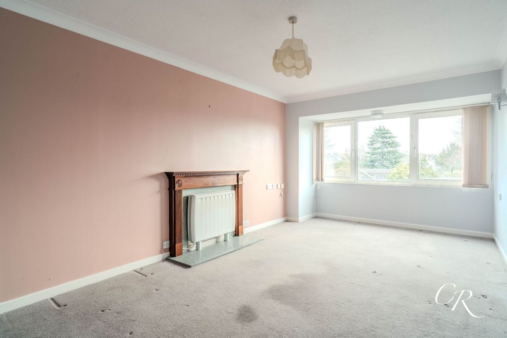 Additional image 2 of 1 bed property for saleChristchurch Road, Cheltenham GL50