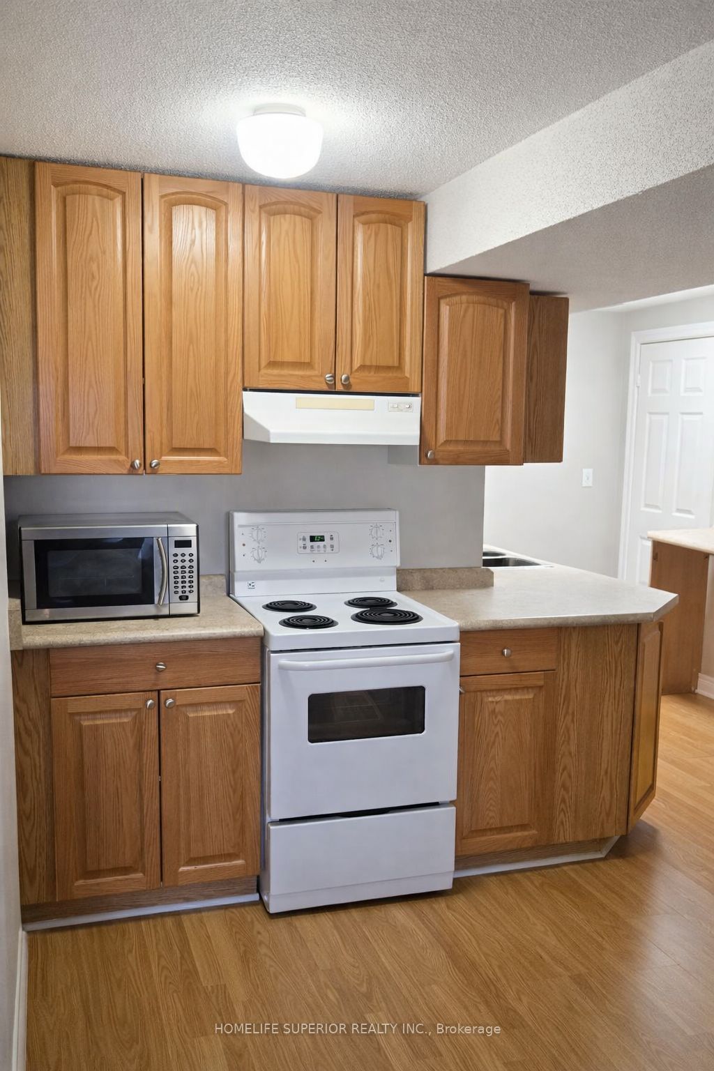 54 Mccrimmon Crescent, Clarington, ON, L1C 4N3 photo 2