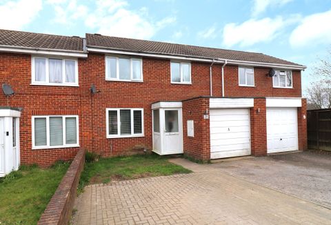 Ferndale, Hedge End SO30