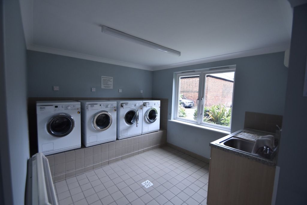 Additional image 5 of 1 bed flat for saleSpringwell, Havant, Hampshire PO9
