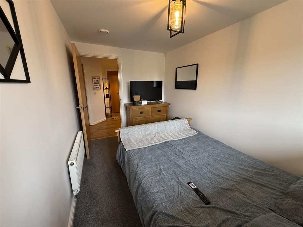 Additional image 20 of 2 bed flat for saleRhodfa'r Ceffyl, Ffoslas, Kidwelly SA17